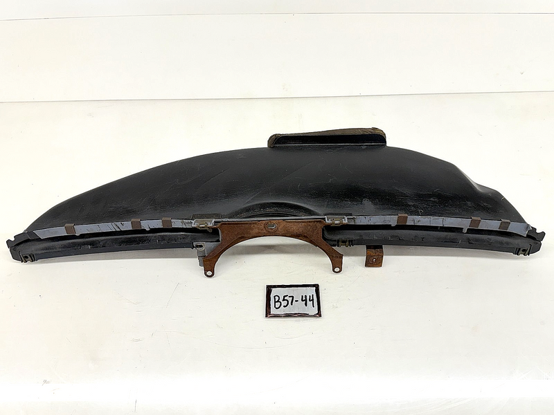 OEM 1980 - 1986 FORD MUSTANG WINDSHIELD VENT DEFROSTER DUCT E0ZH-18490 B57-44