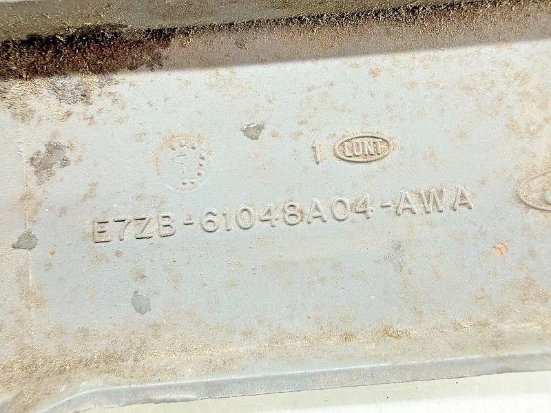 OEM 1987 - 1989 Ford Mustang Console Ashtray Lid Grey E7ZB-61048A04-AWA C65-5