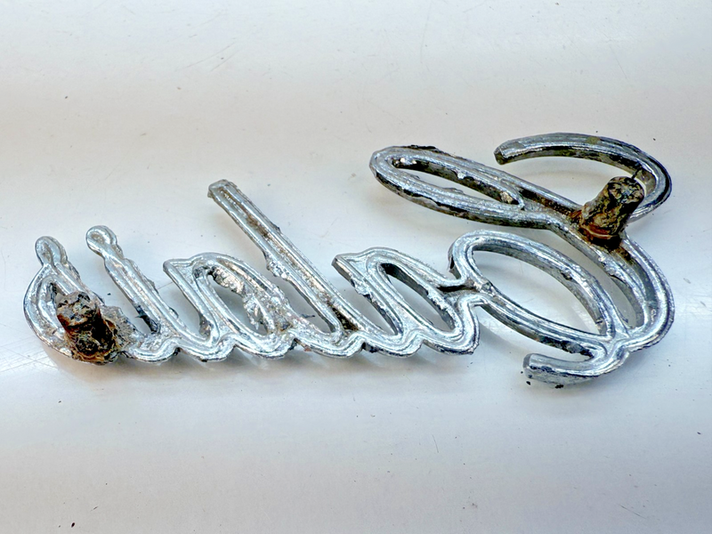 OEM 1971 - 1976 Cadillac Calais Chrome Emblem Script 1972 1973 1974 1975 E5-17