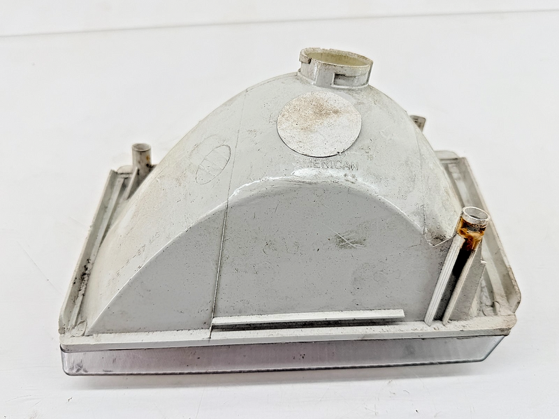 OEM 1984 - 1993 Ford Mustang Lincoln RH Headlight Assembly SAE-H-87 MG B25-31