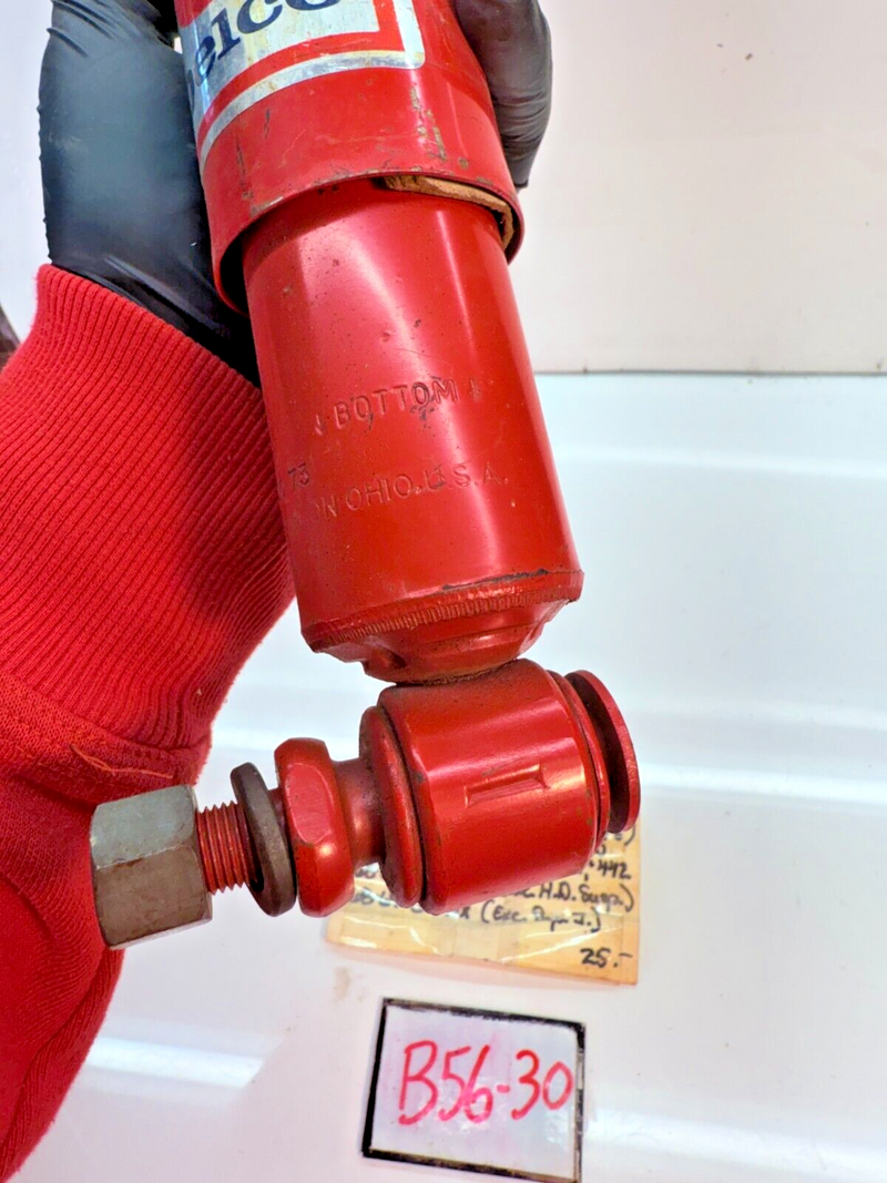 NOS VINTAGE DELCO GM BIG D REAR Shocks 1968 - 1969 CHEVELLE F-85 PRIX B56-30