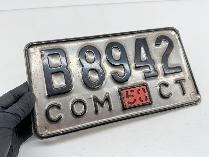 1950 Connecticut Commercial License Plate B8942 COM CT Vintage Original C47-66