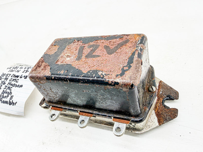 Vintage CHEVROLET GMC RAMBLER 12 VOLT VOLTAGE REGULATOR VR-381 VR-411 C47-91