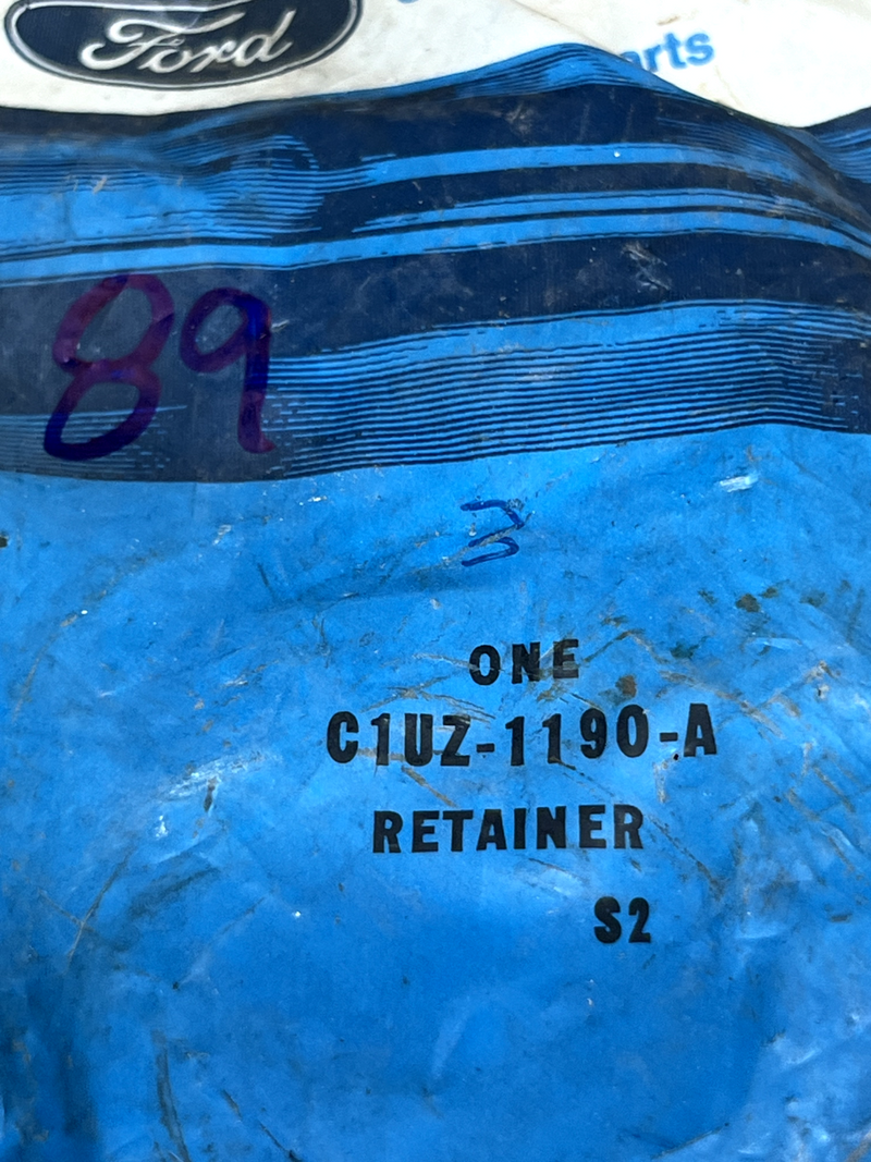 NOS FORD C1UZ1190 1961-67 E-100 ECONOLINE VAN FRONT WHEEL GREASE RETAINER B29-89