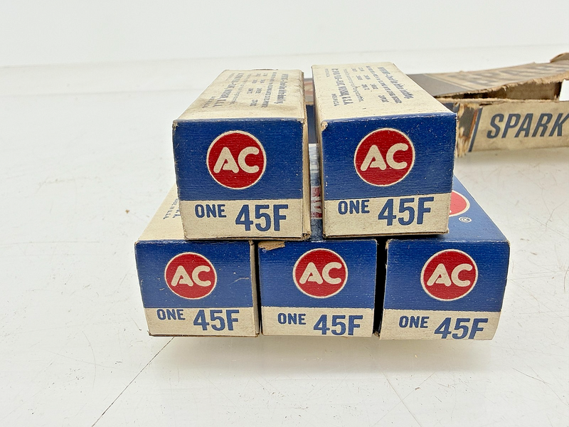 (5) NOS 1938 - 1953 Ford Flathead V8 AC 45F Fire Ring Spark Plugs C75-46