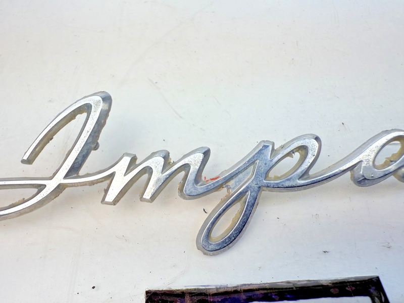 1961 - 1962 Chevrolet Impala Script Quarter Panel Chrome Emblem E7-65