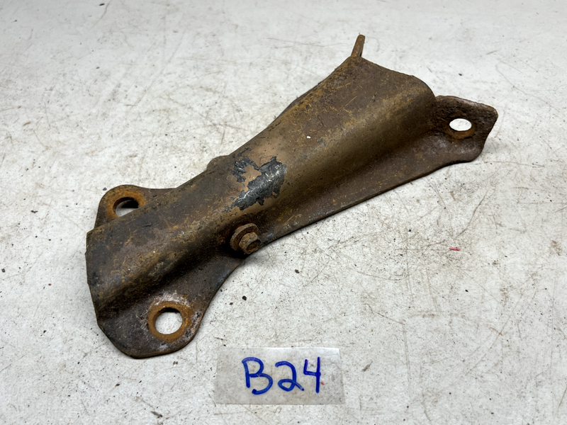 1960 Impala Belair Biscayne Sedan LH Front Center Bar-Bumper Bracket 60 B24-14