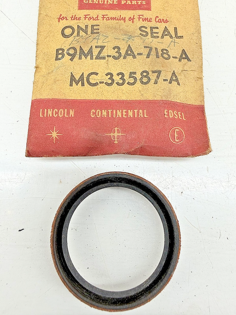 NOS 1959 1960 MERCURY EDSEL STEERING SECTOR SEAL B9MZ-3A718-A C76-135