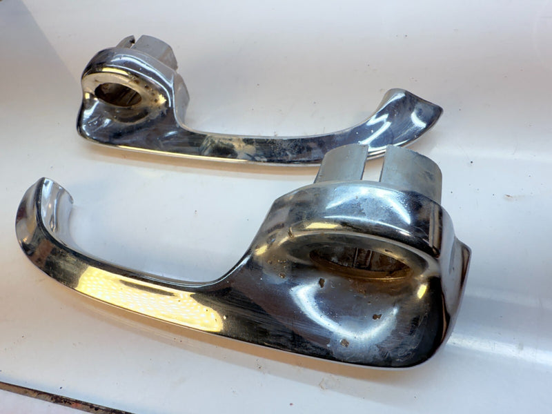 OEM PAIR GM 1960 Chevrolet Impala Belair PASSENGER DRIVER 4305246 4305247 B60-55