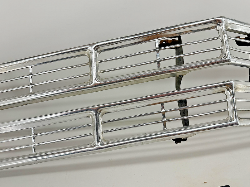Original 1967 FORD GALAXIE 500 XL LTD GRILLE C7AZ-8200-A 67 U5B-116