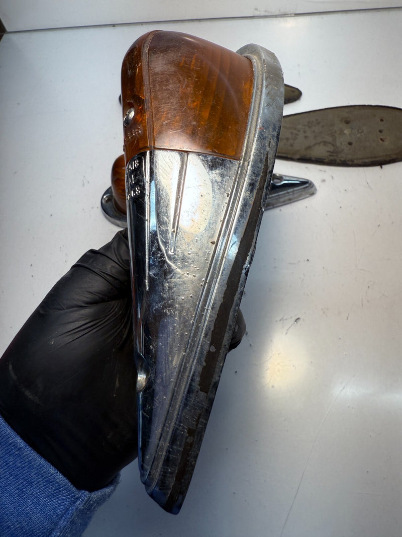 OEM METAL KD518 SAE CHROME MARKER CAB LIGHT AMBER LENS TRUCK PICKUP SEMI B41-1