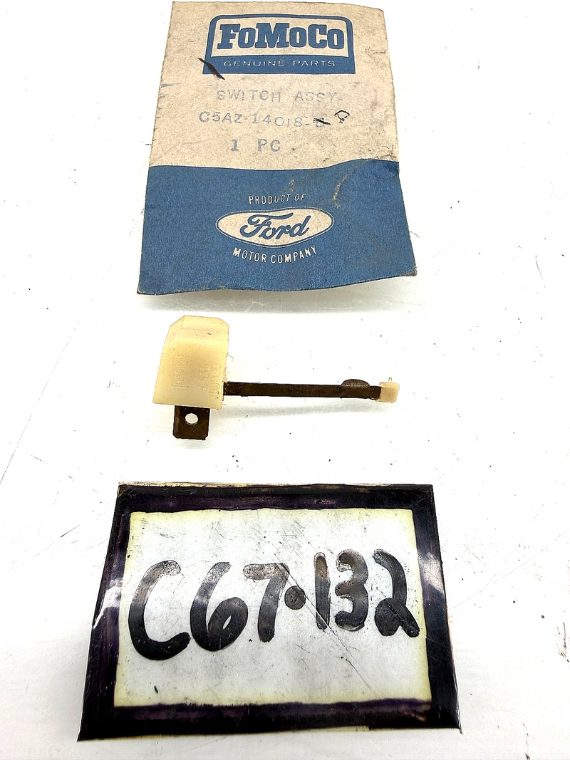 NOS 1966 - 1971 FORD TBIRD GALAXIE LINCOLN DOOR AJAR LIGHT SWITCH C5AZ-14018-D