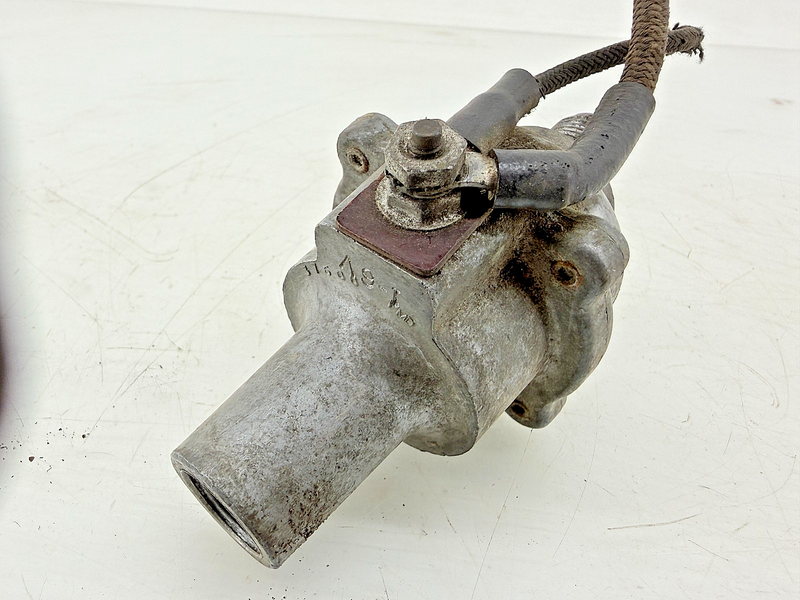 OEM 1955 1956 INTERNATIONAL TRUCK SPEEDOMETER ADAPTER 2 SPEED DIFFERENTIAL C39