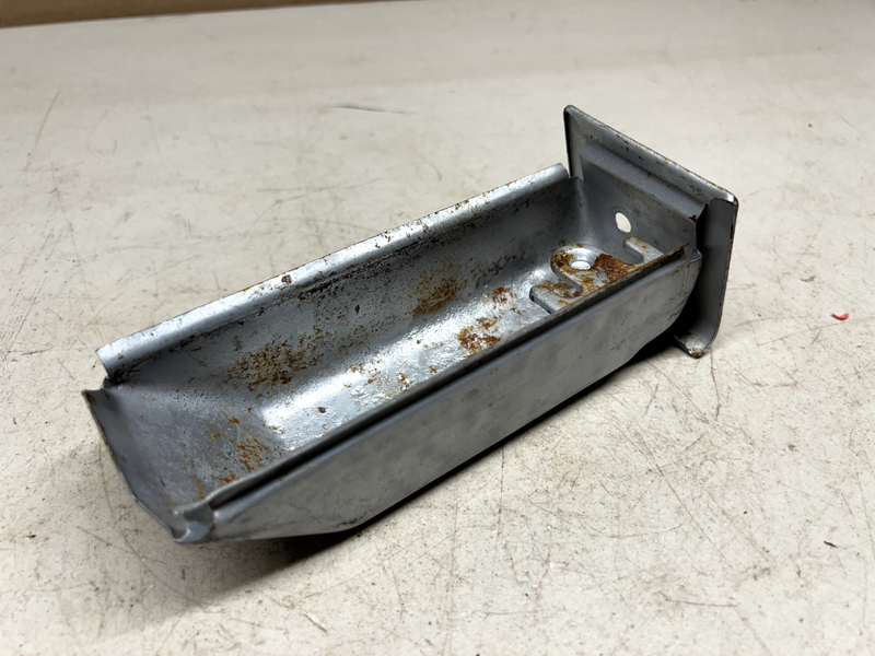 Original GM 1965 1966 Impala Caprice Dash Ashtray Ash Tray 65 66 B38-9
