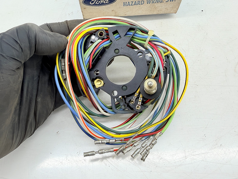 NOS 1973 - 1977 FORD F100 F250 F350 TURN SIGNAL SWITCH ASBY D3TZ-13341-A C72-11