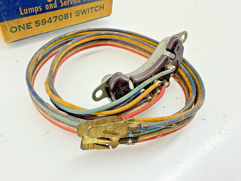 NOS 1956 Chevy Bel Air 150 210 Nomad Turn Signal Switch 5947081 C75-18