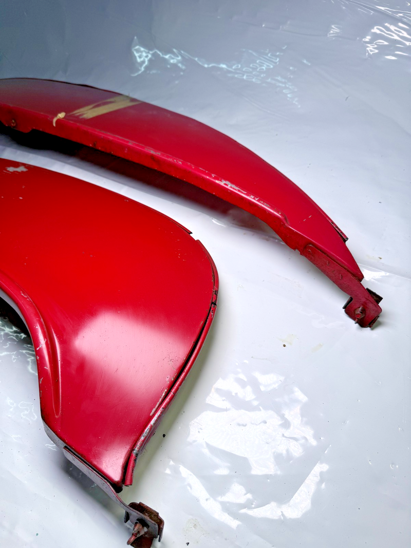 Vintage 1950s - 1960s Car Truck Fender Skirts Unknown Model Impala? S3-6