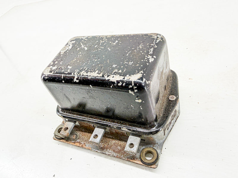 Vintage 1939 - 1955 FORD MERCURY 6 VOLT VOLTAGE REGULATOR 51A-10505 C47-88