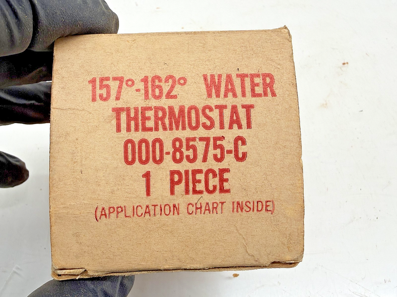 NOS 1940 - 1956 FORD THERMOSTAT 157°- 162° 000-8575-C C62-35