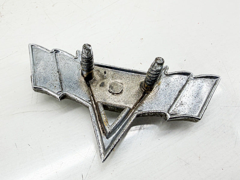 OEM 1964 - 1967 CHEVY IMPALA CHEVELLE NOVA V FLAGS FENDER EMBLEM 3840318 E10-53