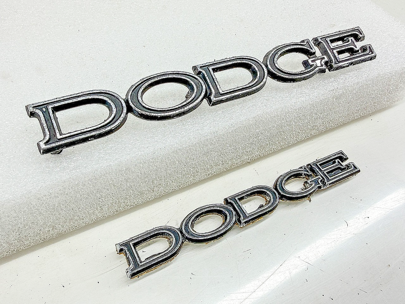OEM MoPar 1969 Dodge Dart Hood Emblem 69 GT GTS 340 383 440 2898866 E10-49