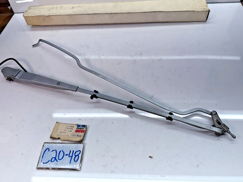 NOS Vintage Mopar Windshield Wiper Arm 3799051 90330 C20-48