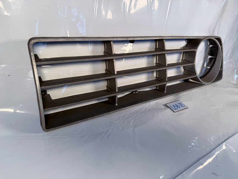 OEM 73 74 75 FORD TRUCK RH GRILL GRILLE D3TB-8A405 F100 F250 RANGER XLT U5B-25