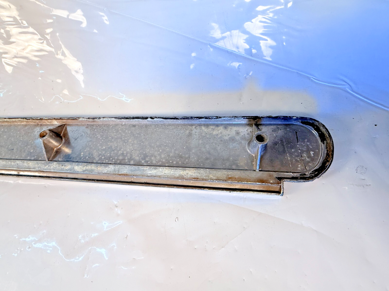 OEM 1962 Pontiac Grand Prix Tail Panel Trunk Lid Molding Trim Cover Emblem U3B-4