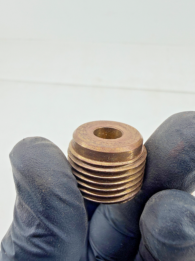 (1) NOS 1952 - 1962 MERCURY FORD BRASS CARB PLUG EBY-9864-A C76-163