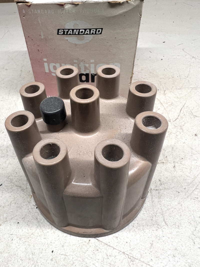 NOS Chrysler V8 Distributor Cap CH-400 Standard MOPAR B6