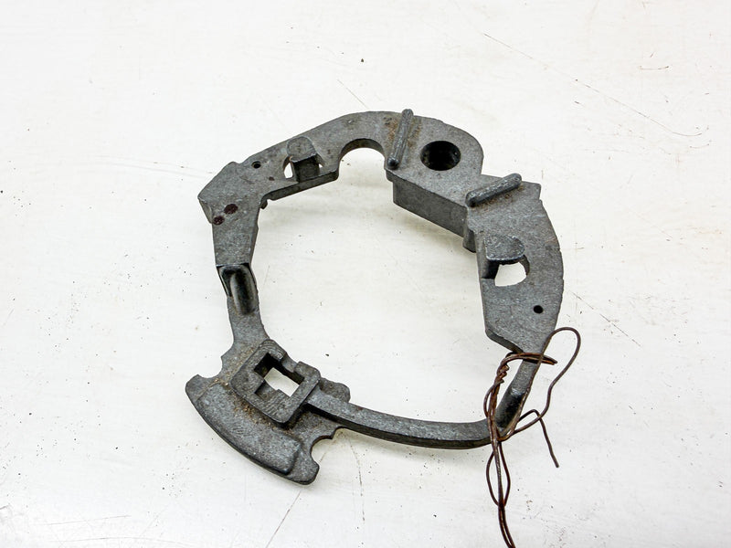 VINTAGE 1940S 1950S BUICK HORN RING MOUNT CASTING WITH TAG C76-177