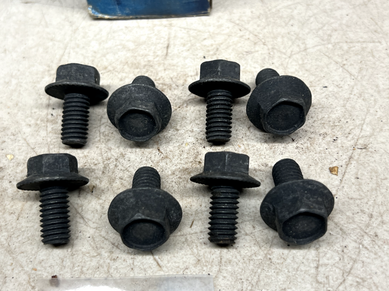 NOS Ford -  Bolt / SCREW 337609-S2 B28-64