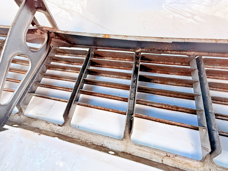 OEM 1956 Chevrolet Belair 150 210 Grill GM Tri-Five Grille Trim U5B-28