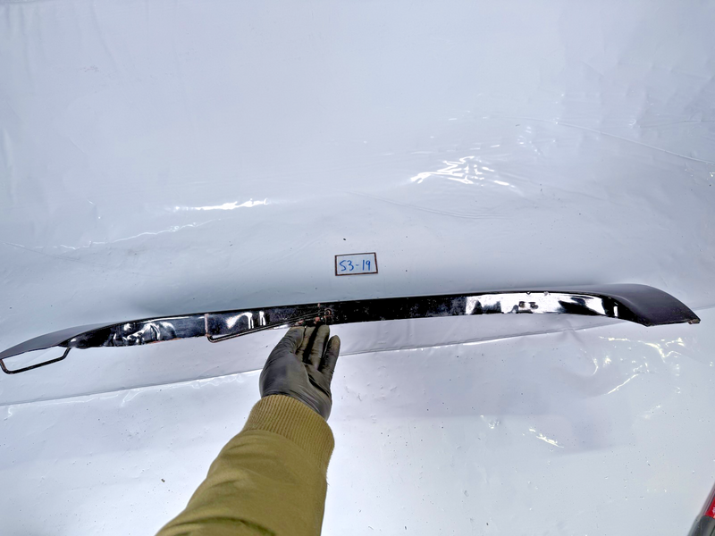 Vintage 1960s - 1970s Car Truck Fender Skirt Unknown Model S3-19