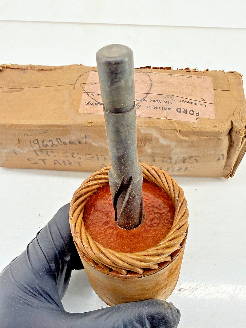 NOS OEM 1960 - 1964 FORD FAIRLANE FALCON 144 170 CID STARTER ARMATURE C52-10