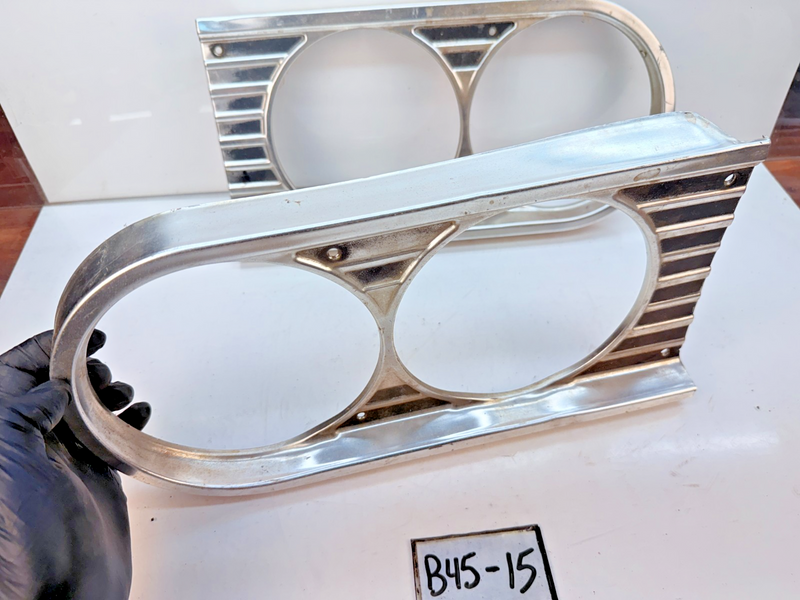 OEM 1964 CHEVROLET Chevelle El Camino Pair Headlight Trim Bezels B45-15