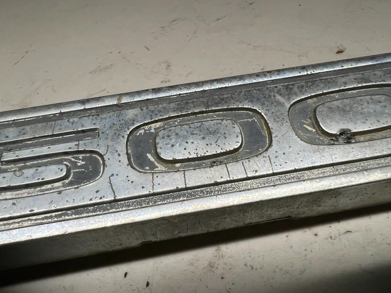 VINTAGE 1963 FORD GALAXIE 500 GAS FUEL DOOR EMBLEM C3AB-62405A72 FOMOCO U1A-B3