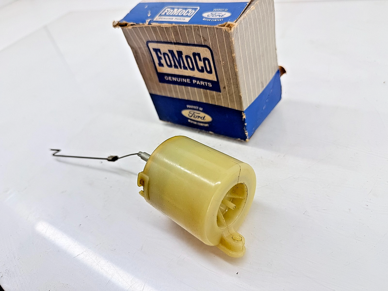NOS 1965 - 1967 Mercury Vaccum Trunk Release Solenoid Monterey Montclair C50-19
