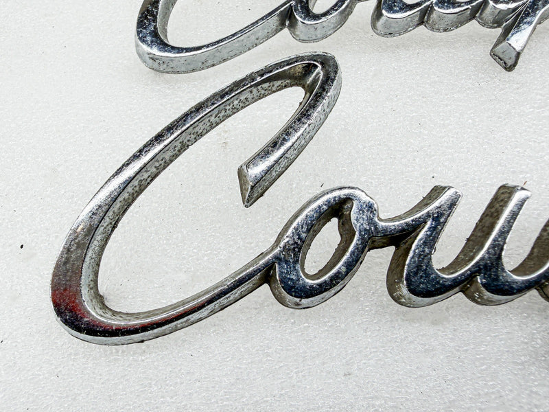 OEM 1971 1972 1973 MERCURY COUGAR SCRIPT EMBLEM PAIR D1WB-16098-AA E10-81