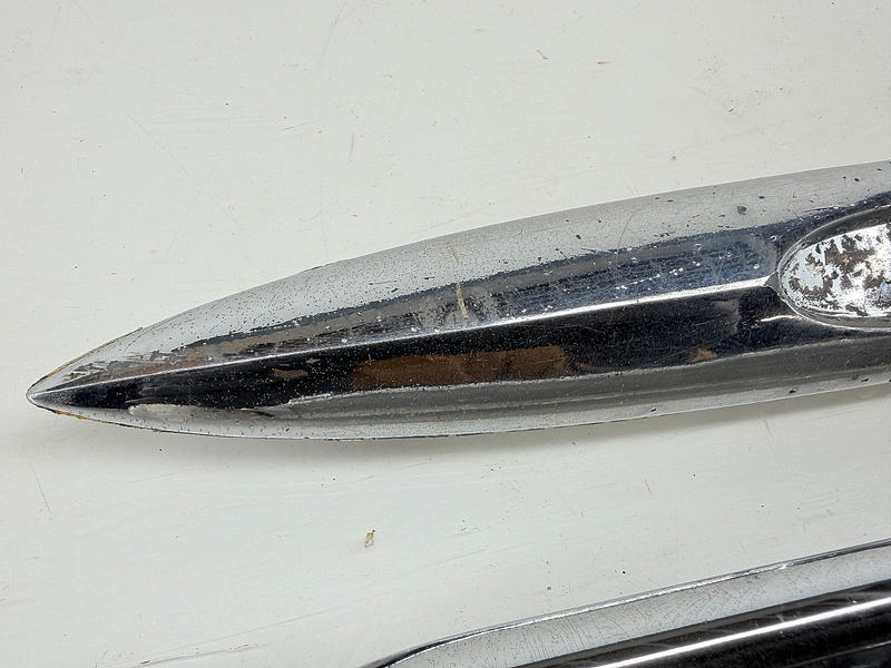 OEM 1955 1956 Chevrolet 4400 PAIR Front Fender Spears 3726805 / 3726753 C66-20