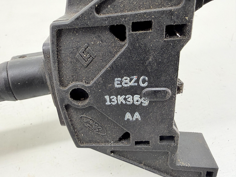 OEM 1987 - 1989 Ford Mustang Windshield Wiper & Turn Signal E8ZC-13K359-AA C65