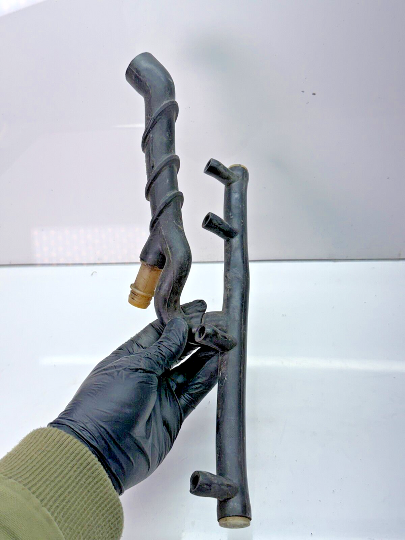 OEM Mercedes R107 W126 420SEL 560SEC 560SEL 560SL Vacuum Hose 1160942582 C22-51