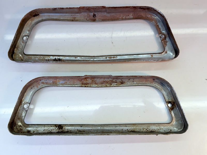 OEM 1960 Chevrolet Impala Parking Light Lamp Chrome Bezel Set 1853-39 60 B60-36