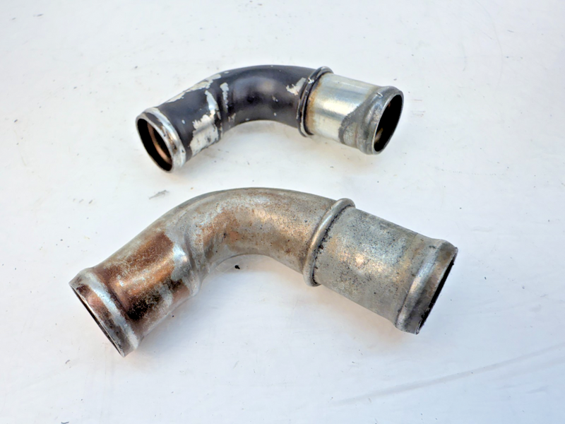 1968 - 1973 Chevelle Camaro Nova Corvette SB Valve Cover Air Cleaner Pipe B82-26