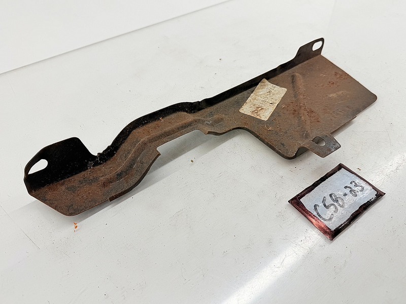NOS 1971 FORD GALAXIE LTD RH HEADLAMP SPLASH SHIELD METAL D1AZ-13B159-B C58-23