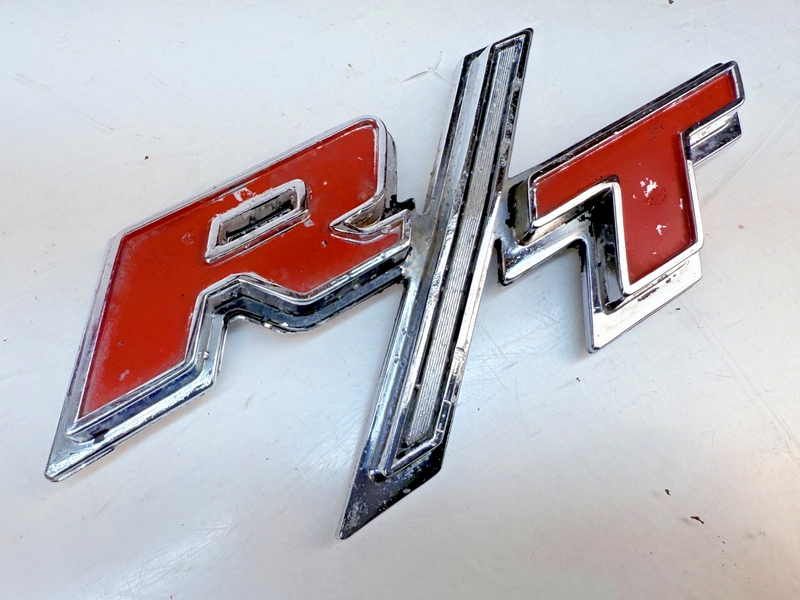 OEM Mopar 1969 Dodge Charger Coronet R/T Quarter Panel Emblem LH RH 69 E7-59