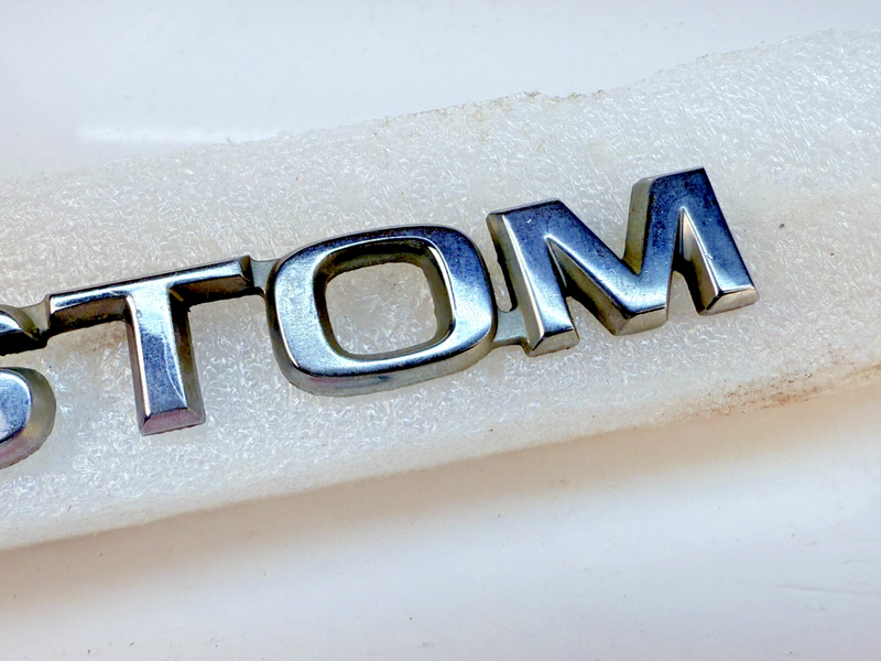 OEM 1980 - 1986 Ford F-150 Custom Metal Fender Emblem E0TB-16B114-CC B32-205