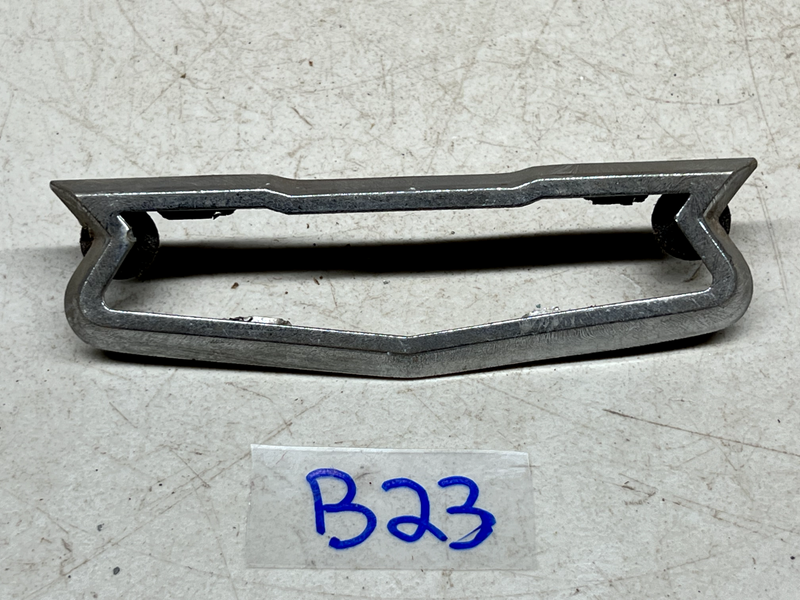 OEM 1960 Chevrolet Impala Chrome Trunk Emblem Trim V8 60 B24-14