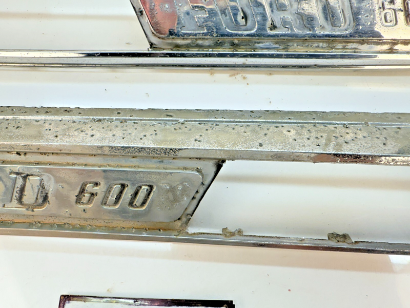 OEM 1968 - 1972 Ford Truck F-600 Hood Emblems Badge SET C8TB-16720-K B66-21