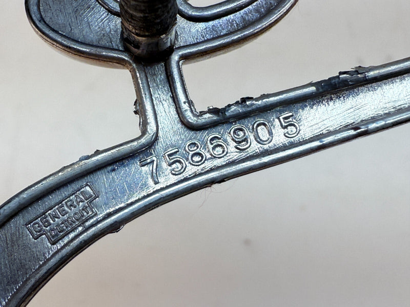 OEM 1966 GM Pontiac Tempest  Fender Emblem 7586905 Script Ornament B32-347